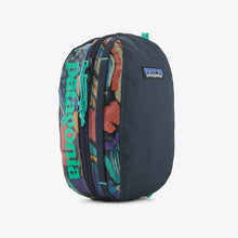 Load image into Gallery viewer, Patagonia Black Hole Cube Small 3L