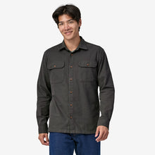 Load image into Gallery viewer, Patagonia M's Long Sleeved Organic Cotton Midweight Fjord Flannel Shirt
