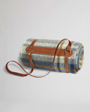 Load image into Gallery viewer, Pendleton Motor Robe with Leather Carrier
