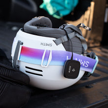 Load image into Gallery viewer, Smith x Aleck 006 Universal Wireless Helmet Audio &amp; Communication

