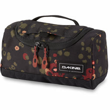 Load image into Gallery viewer, Dakine Revival Kit Medium Travel Kit
