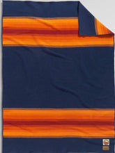 Load image into Gallery viewer, Pendleton Grand Canyon National Park Throw With Carrier
